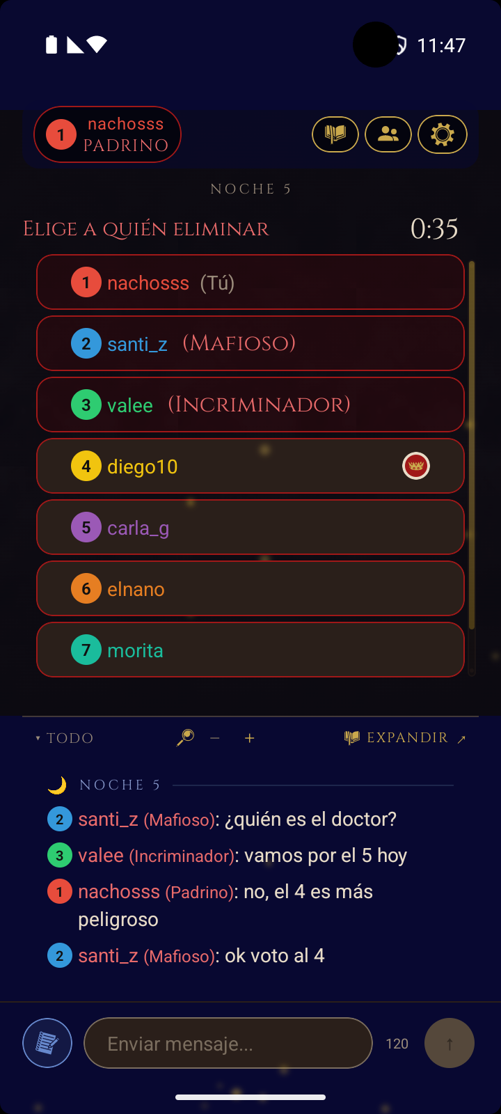 Partida en línea - fase nocturna con la Mafia eligiendo un objetivo y chat de equipo